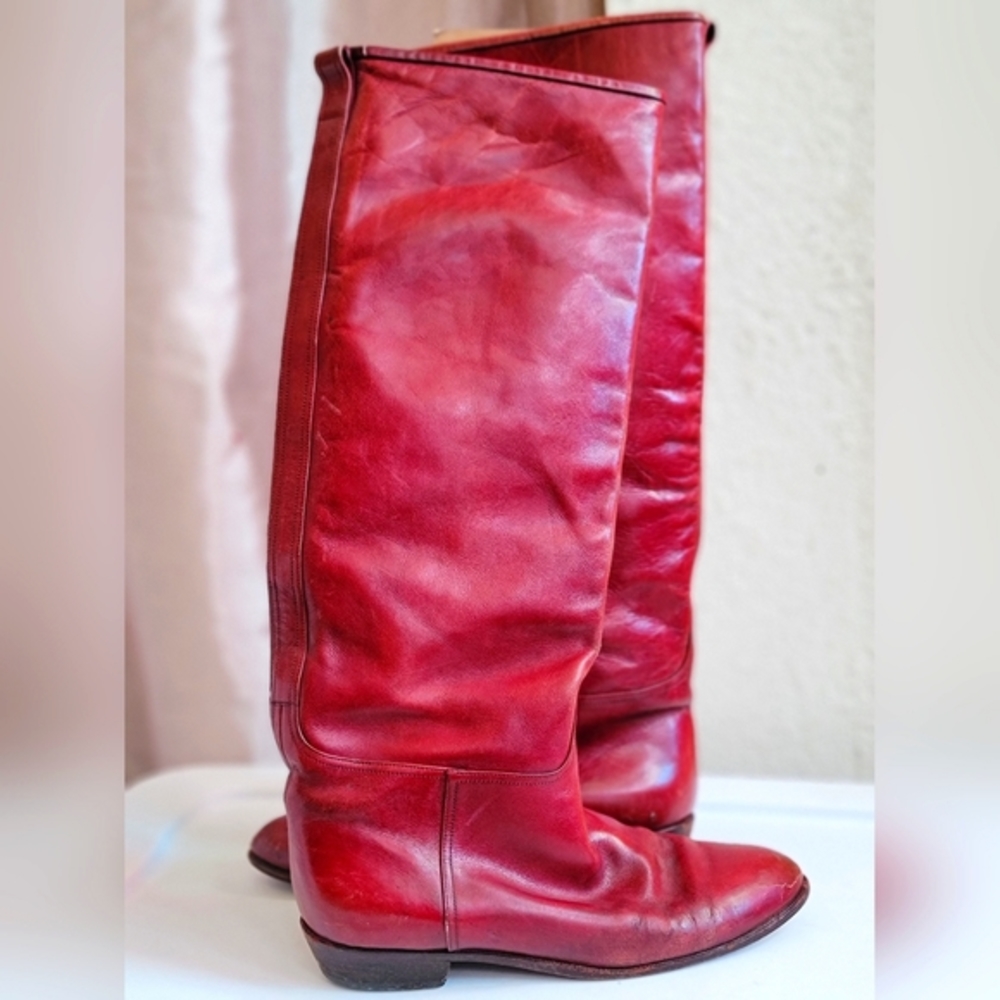 Vintage cherry‎ red Italian tall boots